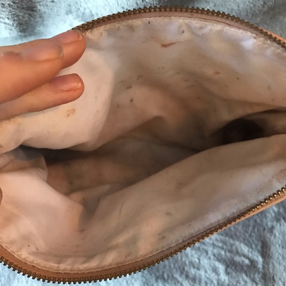 Chloe pouch zip up with outside pocket. Peach color with white. - Picture 5 of 5